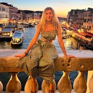 Meet your Posher, Tiffany